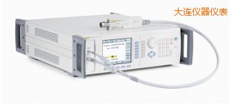 ���BLow Phase Noise Reference Source